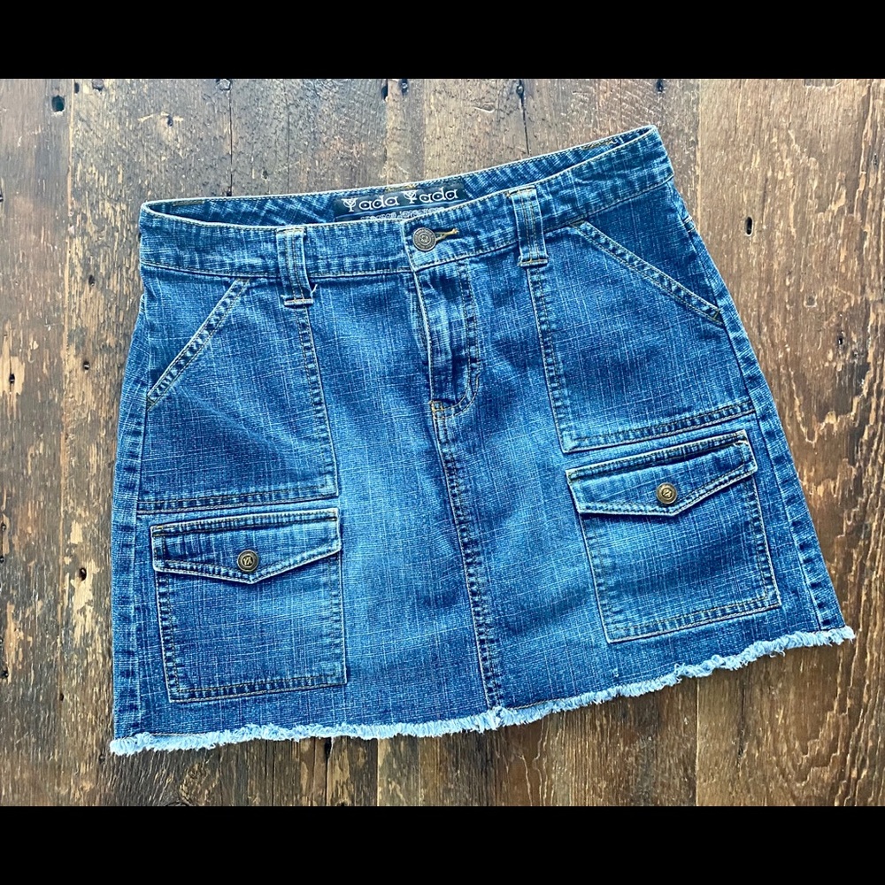 Yada Yada Denim Skirt, Size 9